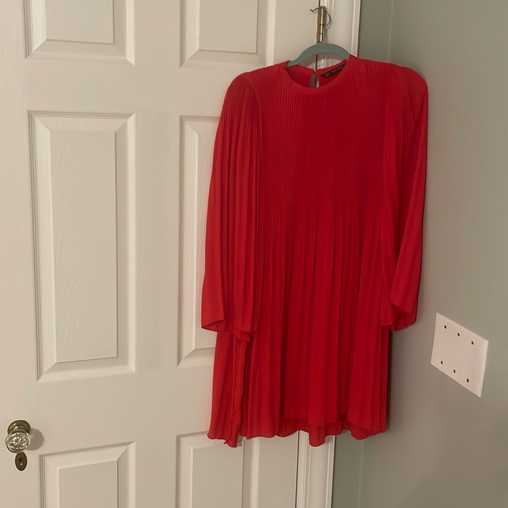 Zara accordion pleat swing dress, like new!